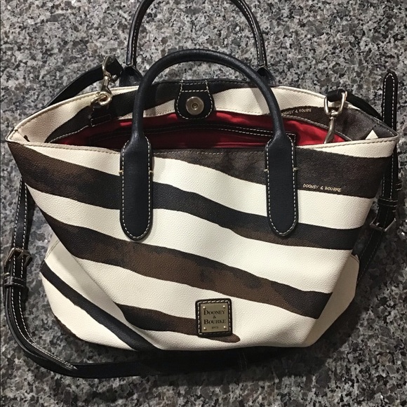 Dooley & Bourke - Picture 1 of 2